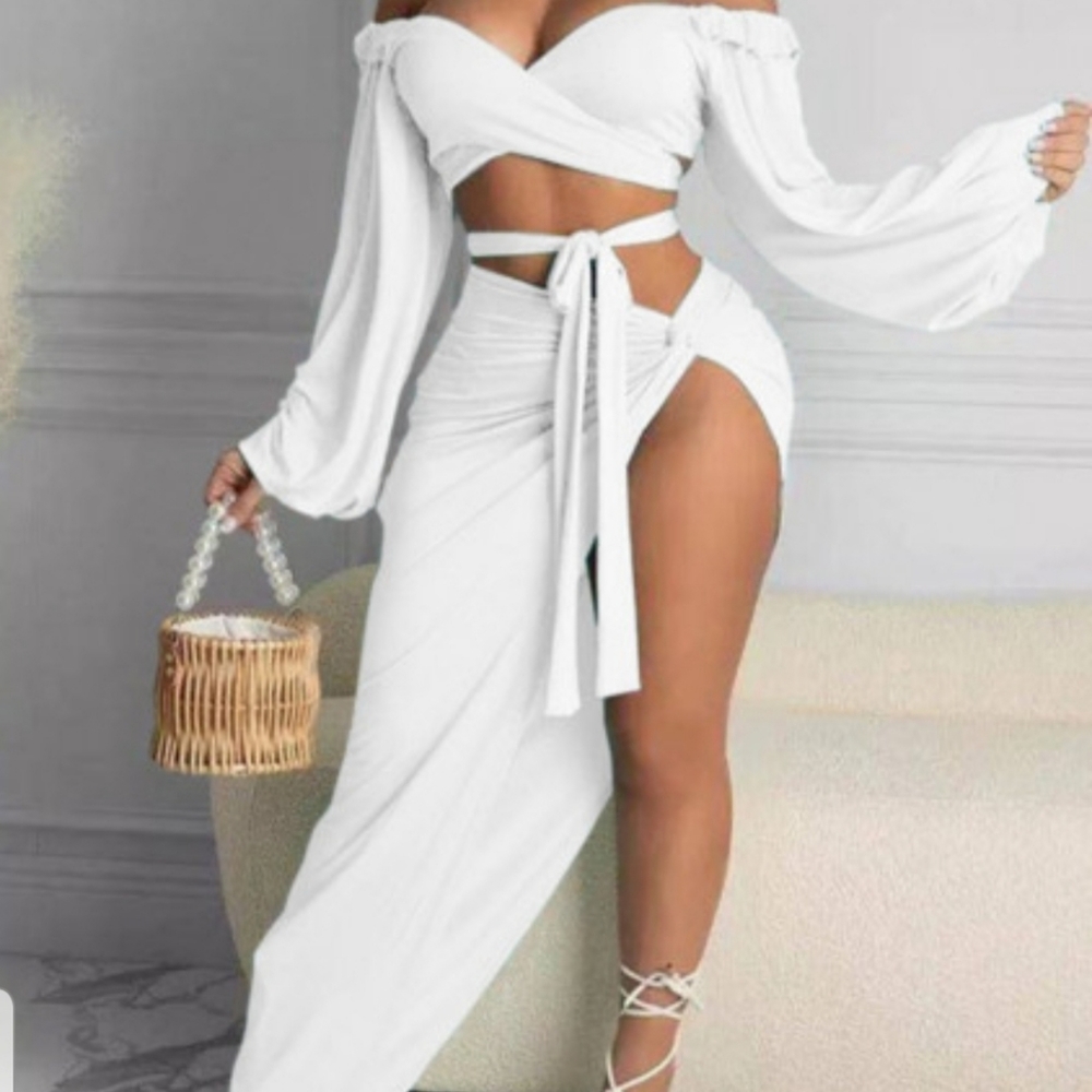 WHITE SKIRT SET